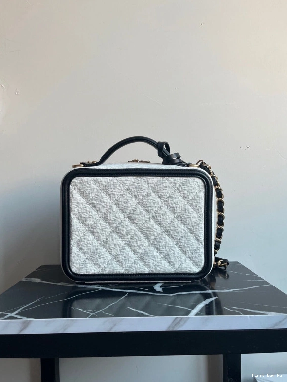 First Bag Ru VANITY CASE CHANEL 0712